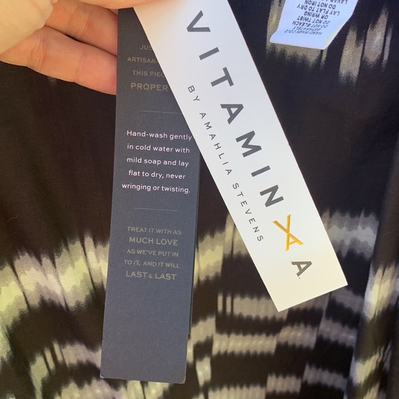 Vitamin A.  Black and white print maxi dress - Picture 9 of 14